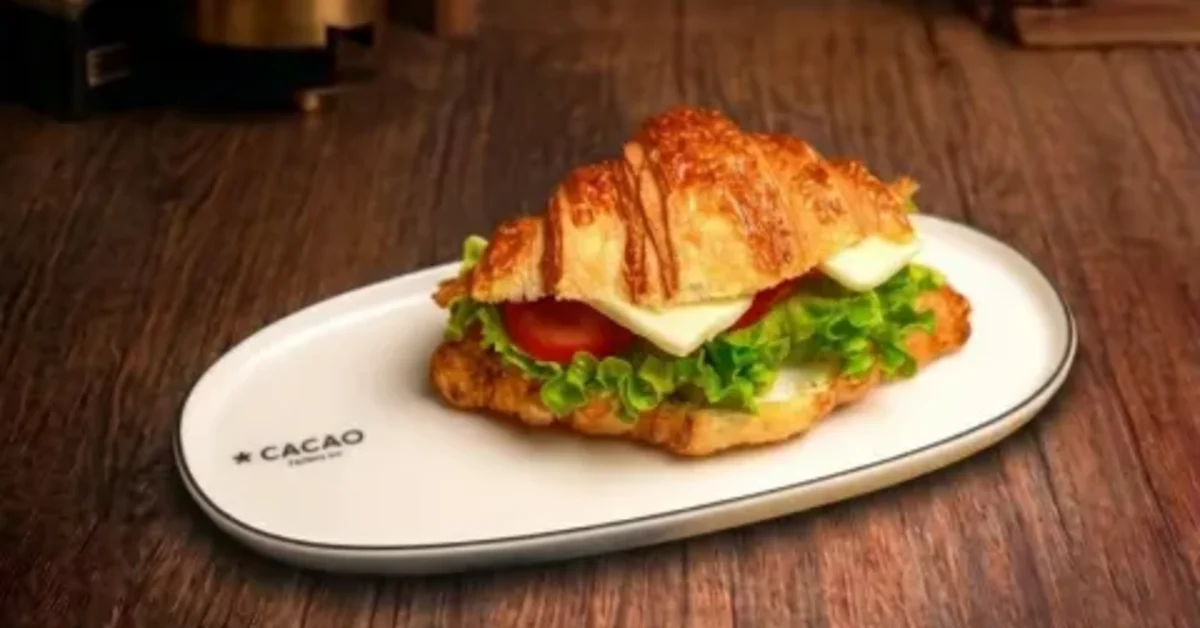 Mozzarella & Pesto Kruvasan